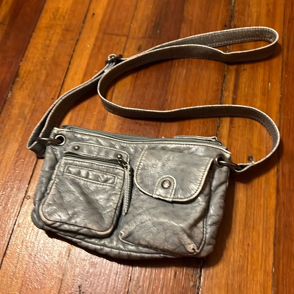 Excellent condition! Small / Medium purse with lots of compartments!